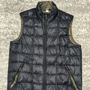 Men’s light puffer vest REI
